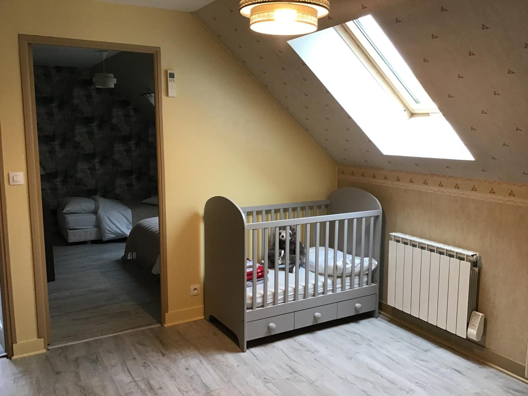 Des Roux Et Des Pious Suite De 35 A 60 M2 Et 3 Chambres Pour Groupe De 2 A 6 Personnes Civray-de-Touraine Eksteriør bilde